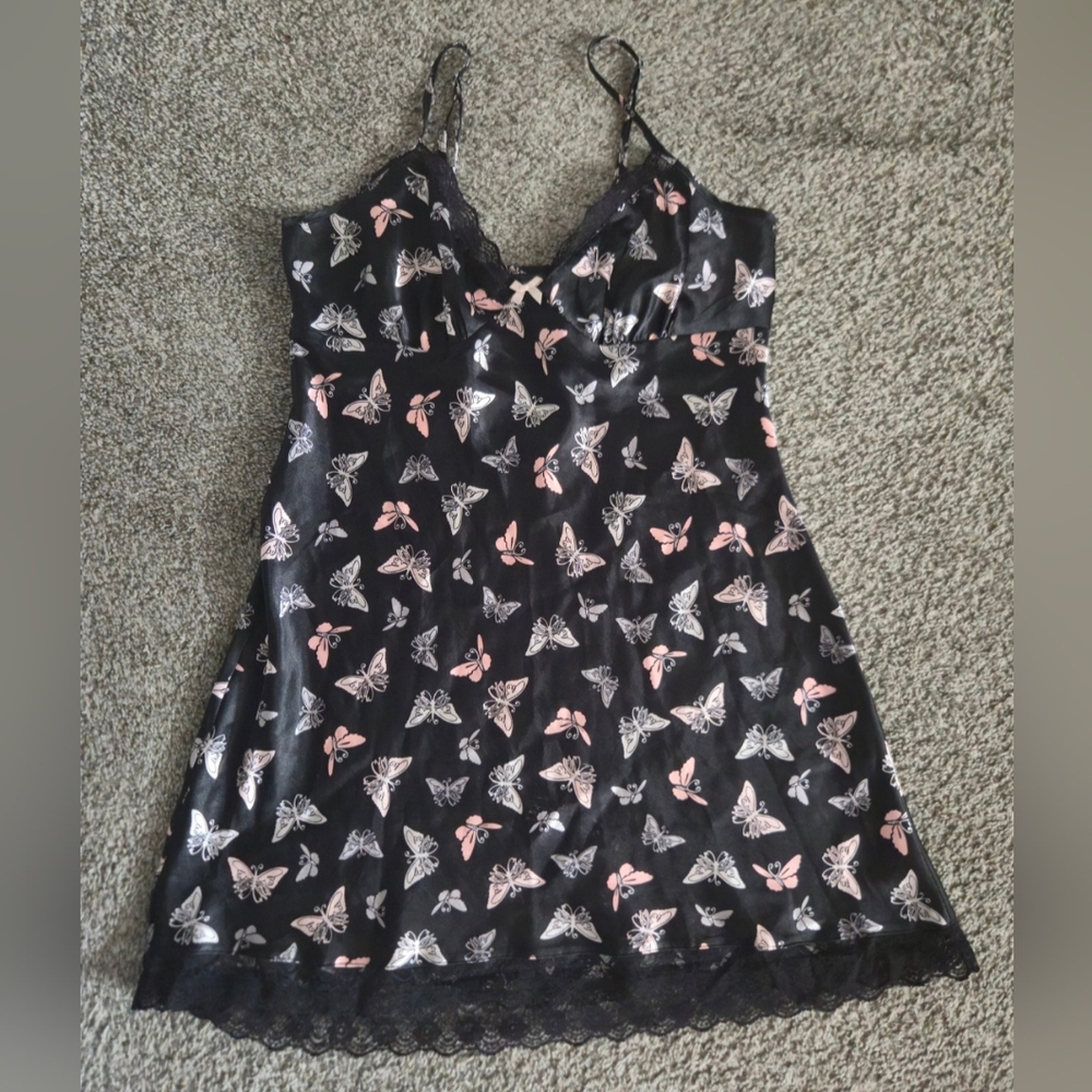 Apt. 9 Satin Butterfly Print Camisole Slip Size Medium NWOT